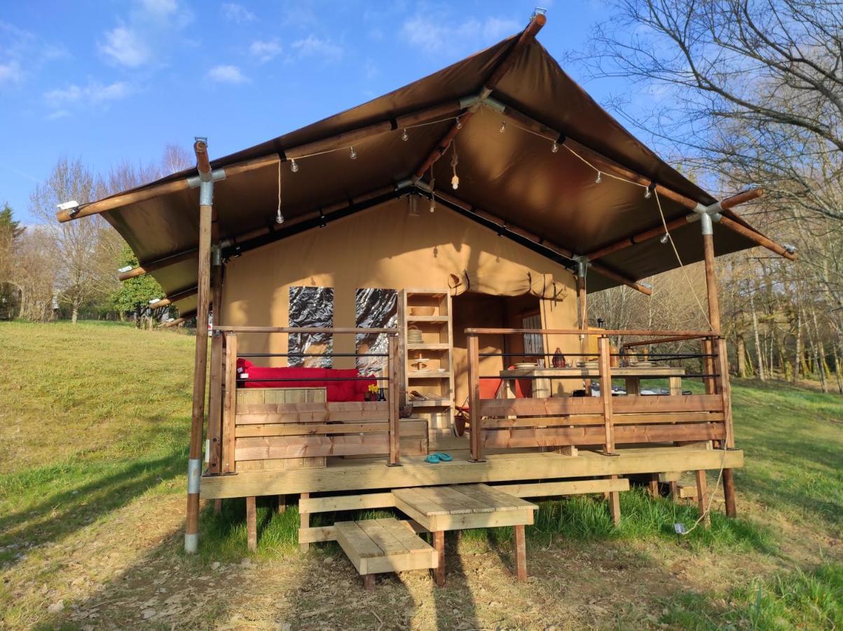 Bed and Breakfast Domaine De La Clauzade Saint-Germain-les-Vergnes Exterior foto